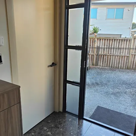 Vegans On Lillington Apartment Auckland Room photo